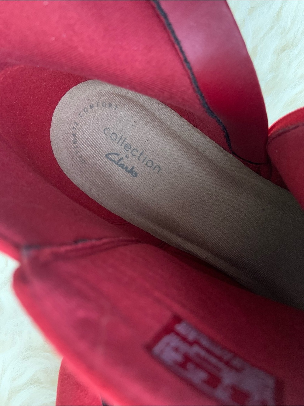 CLARKS Short Suede Kitten Heel Booties (Sz 42.5) - Picture 6 of 8